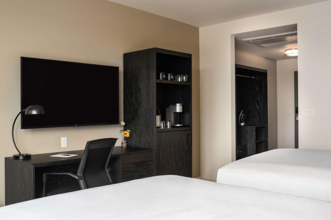 Holman Riverfront Park Hotel Salem, Tapestry By Hilton Экстерьер фото